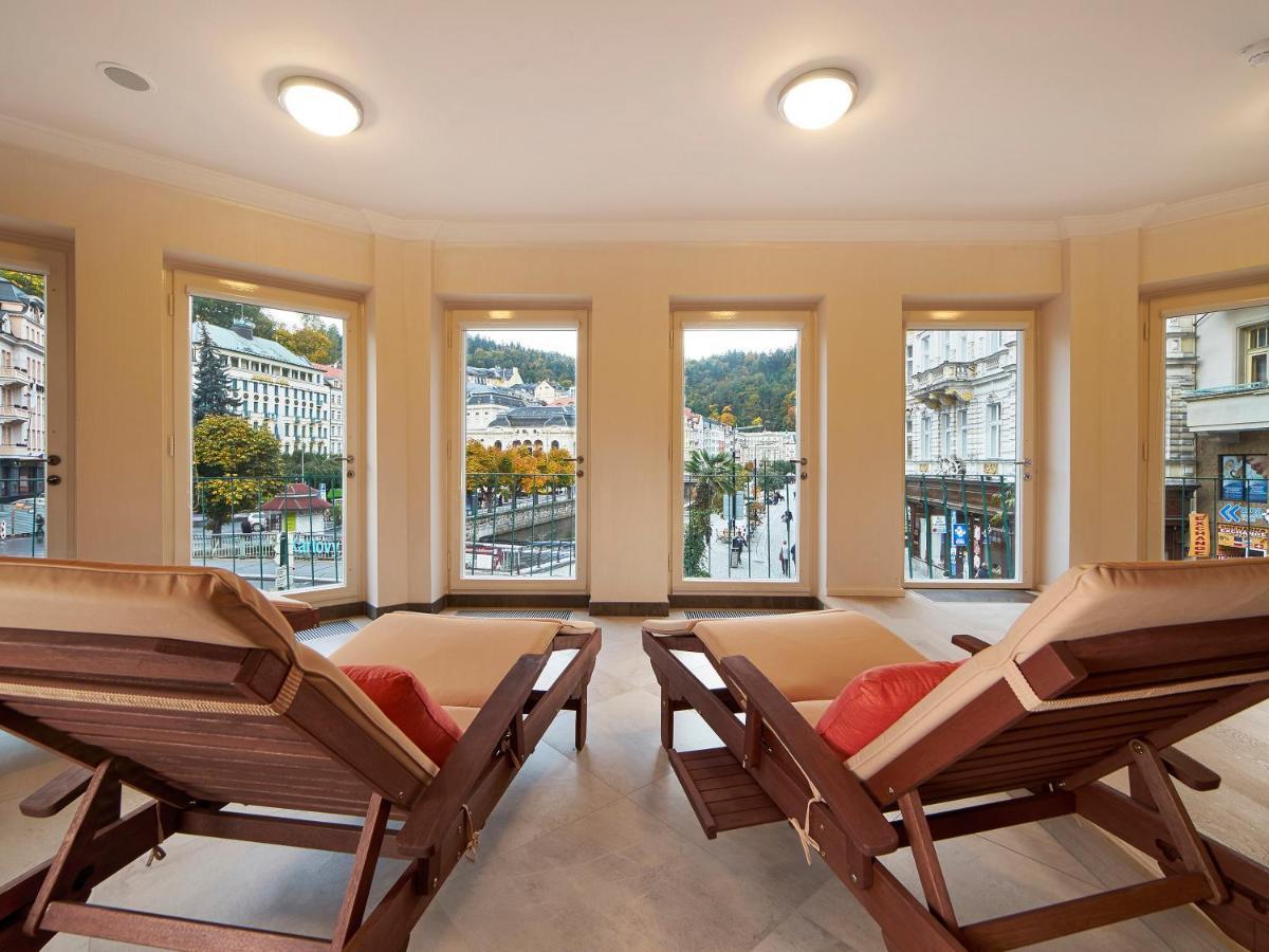Ea Hotel Elefant Karlsbad Exteriör bild