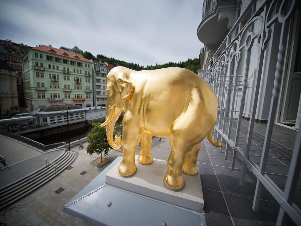 Ea Hotel Elefant Karlsbad Exteriör bild